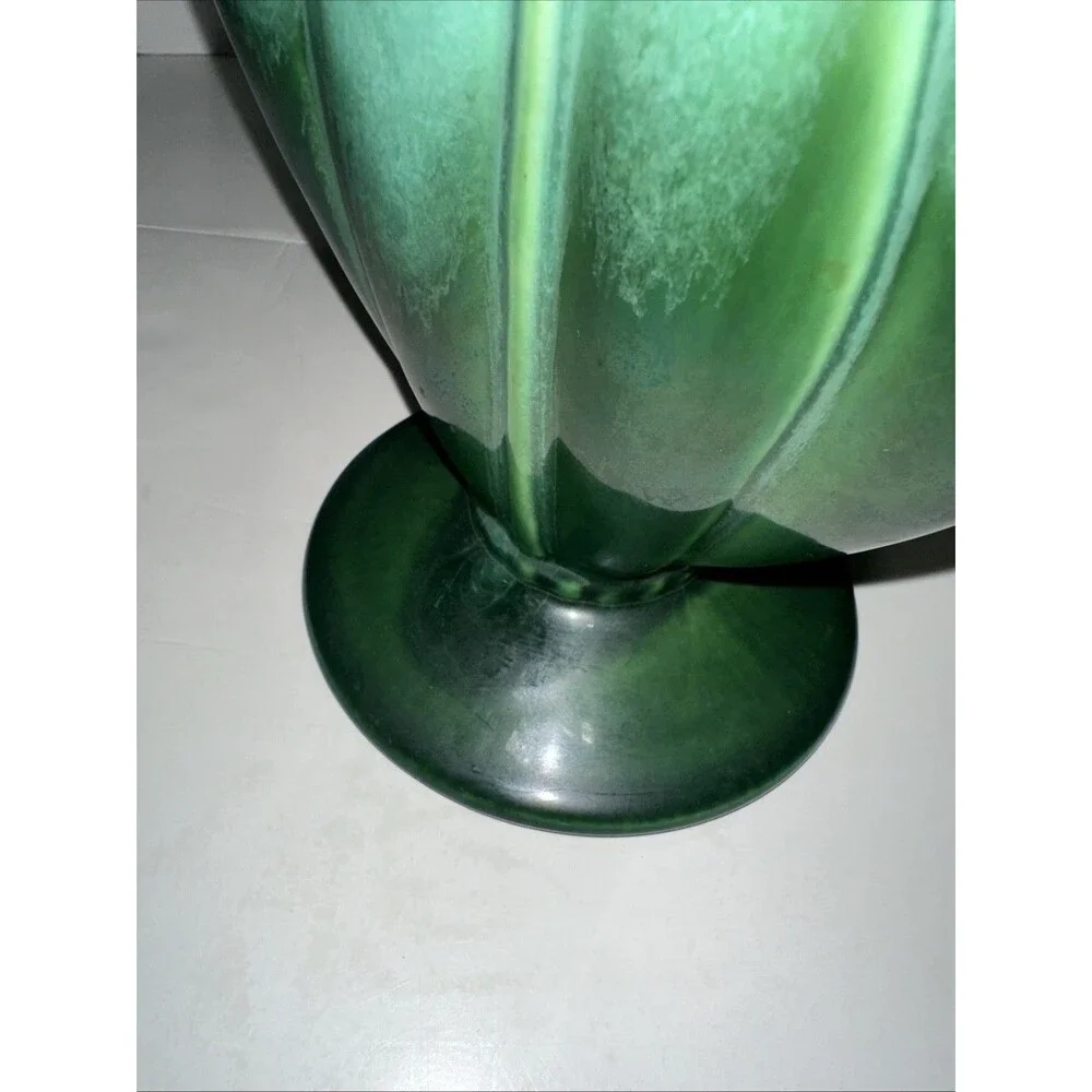 Amazing MCM Royal HAEGER - Art Deco TULIP FAN VASE GREEN Flower-Ware R1523